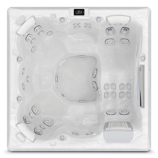 WELLIS_Peaklife_hot-tub-Atlas-Life-up-view_1500.jpg