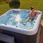 Wellis_Venus_hot_tub_lifestyle_13.jpg